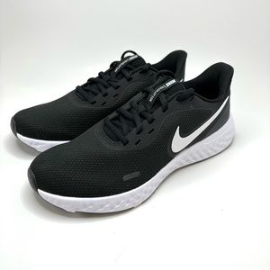 Nike women size 8